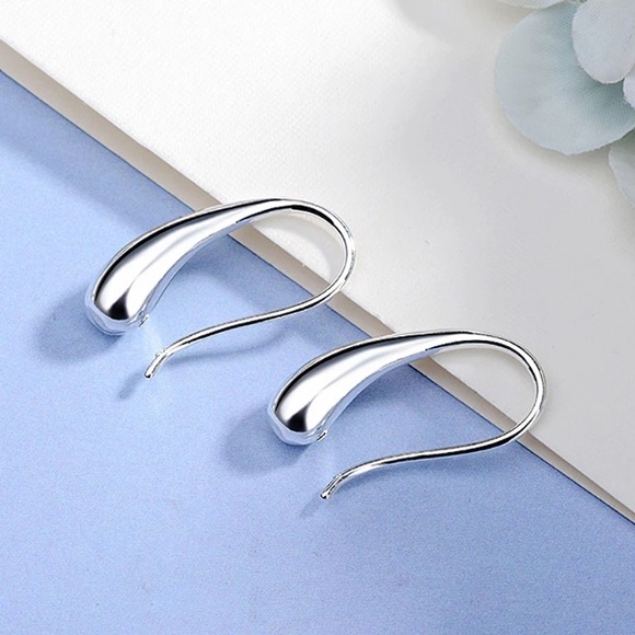RESTOCKED 925 Sterling Silver teardrop ear… - Picture 1 of 7